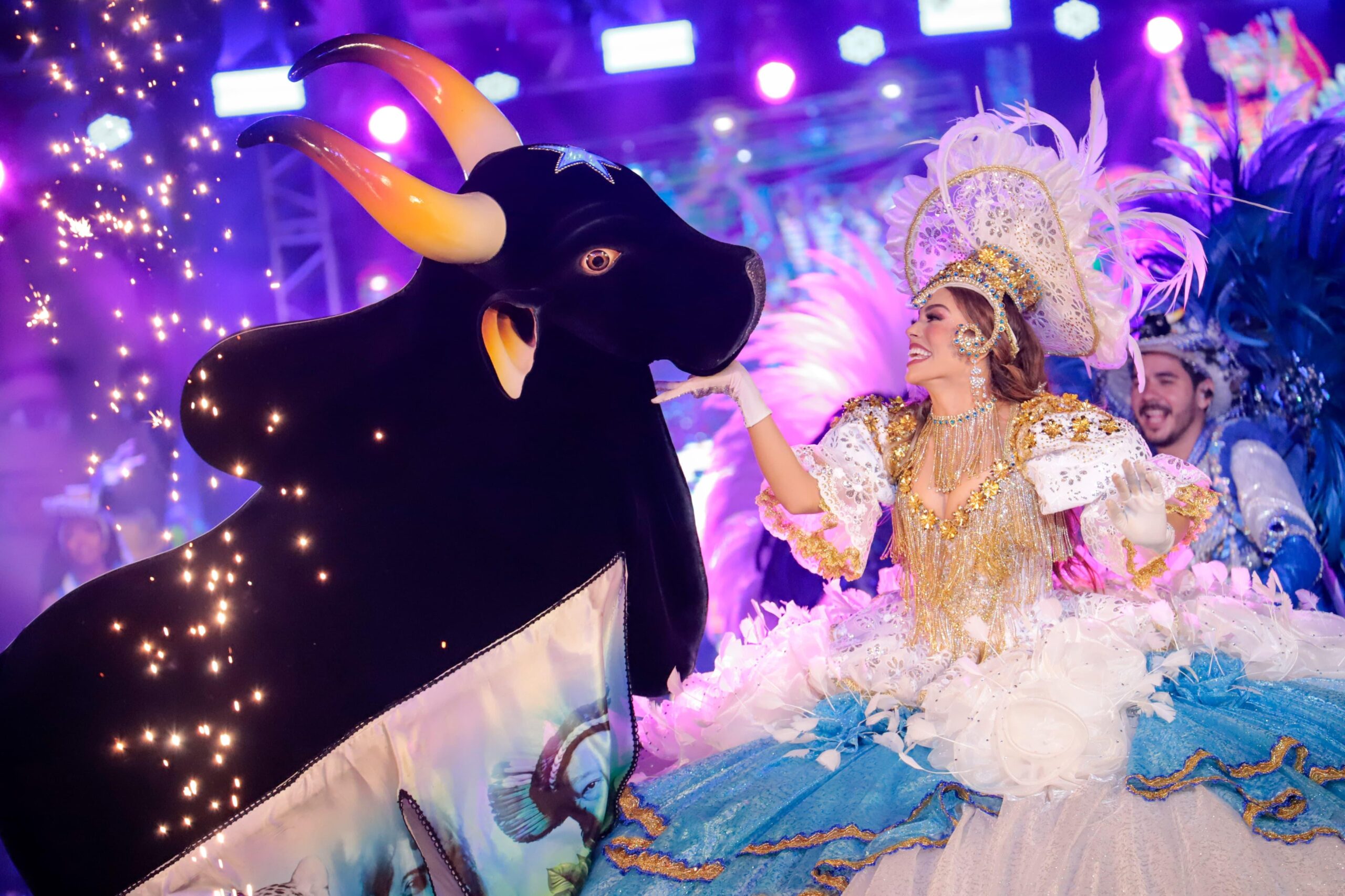 Boi Caprichoso lota curral Zeca Xibelão em festa de lançamento do álbum 2025