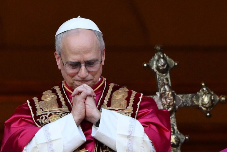 O Papa Leão XIV fez um apelo direto ao governo dos Estados Unidos nesta terça-feira (2/12), solicitando que o país não utilize a força militar