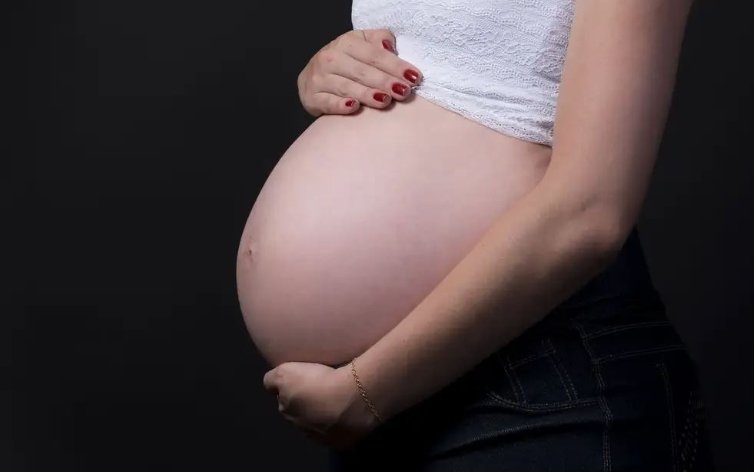 Homem é preso por agredir e morder ex grávida em Manaus